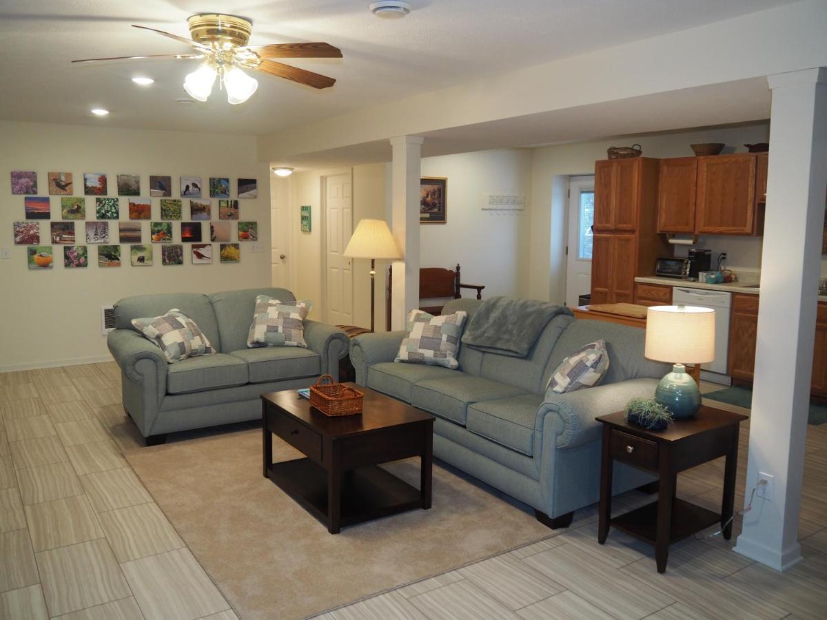 New! The Blessing - A Cute And Cozy Apartment! Benzonia ภายนอก รูปภาพ